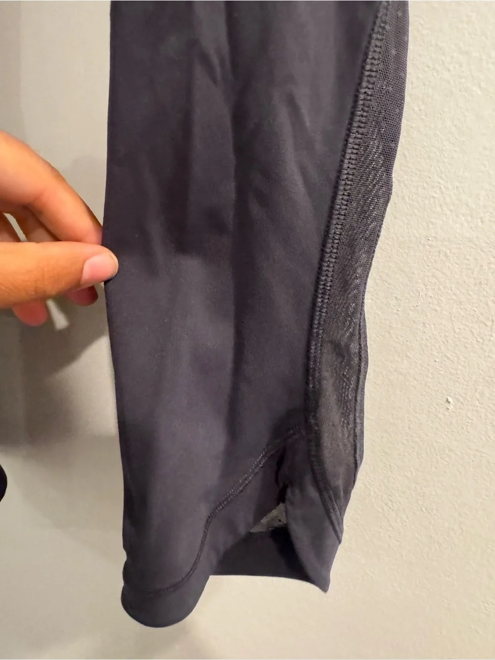 lululemon Athletica Gray High Rise Mesh Polka Dot Pocket Leggings Size 6